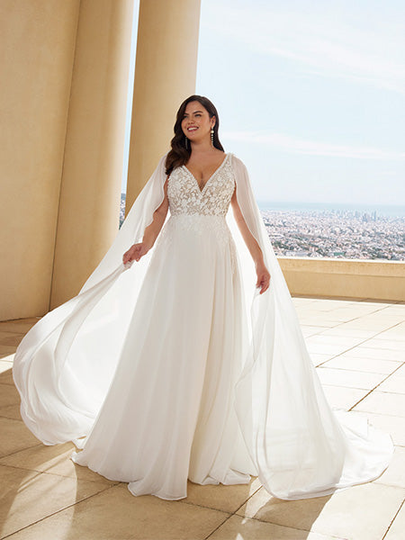 Modern sleeveless chiffon wedding gown for curvy 2025 brides