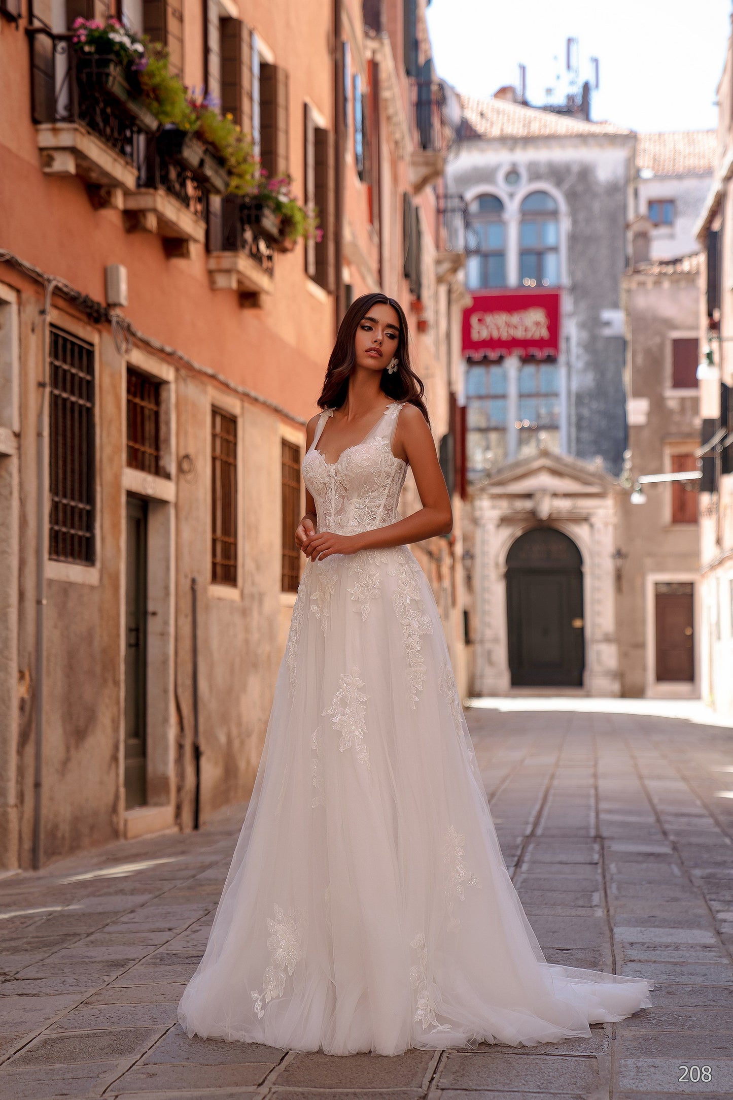EMABRIDE 208
