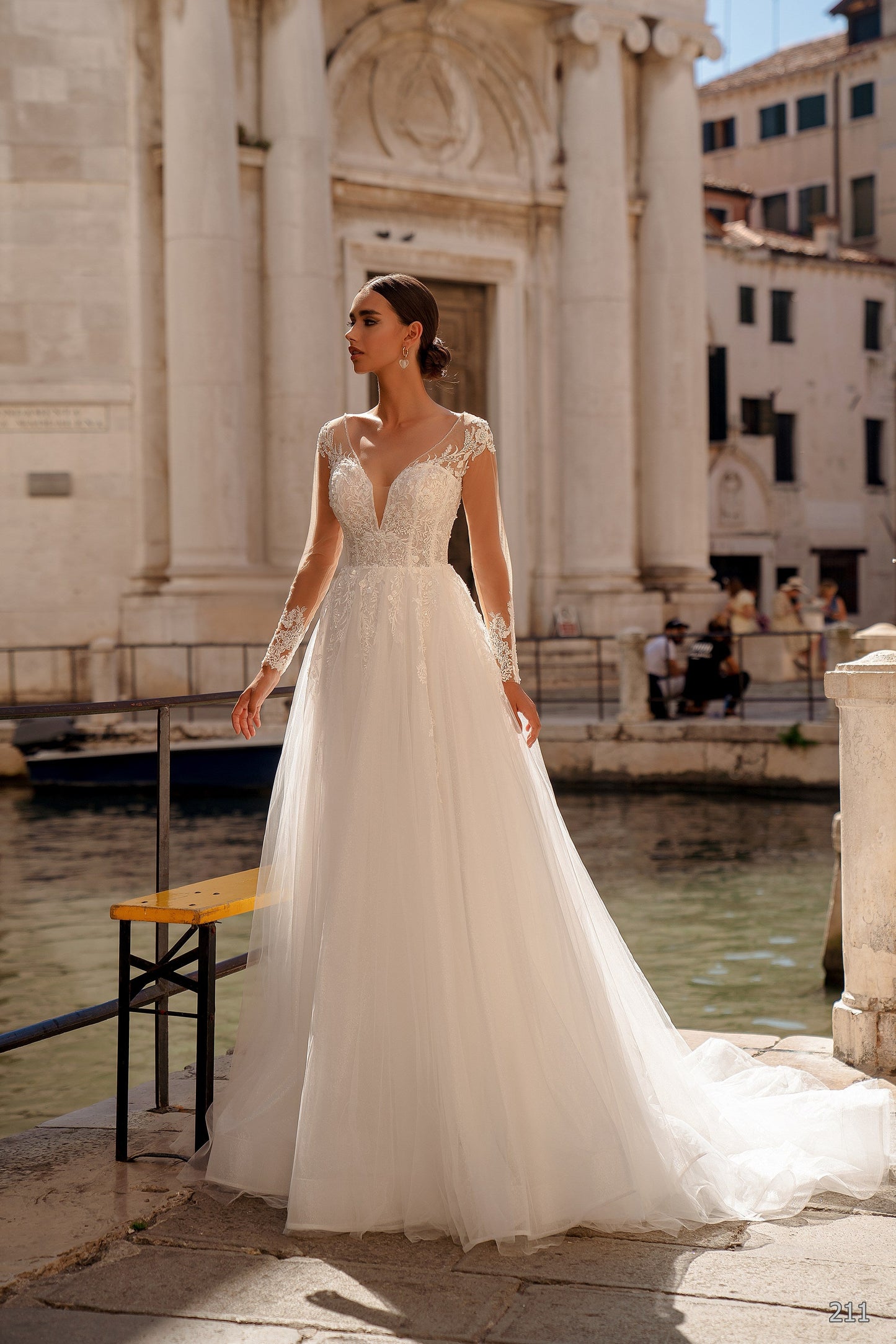 EMABRIDE 211