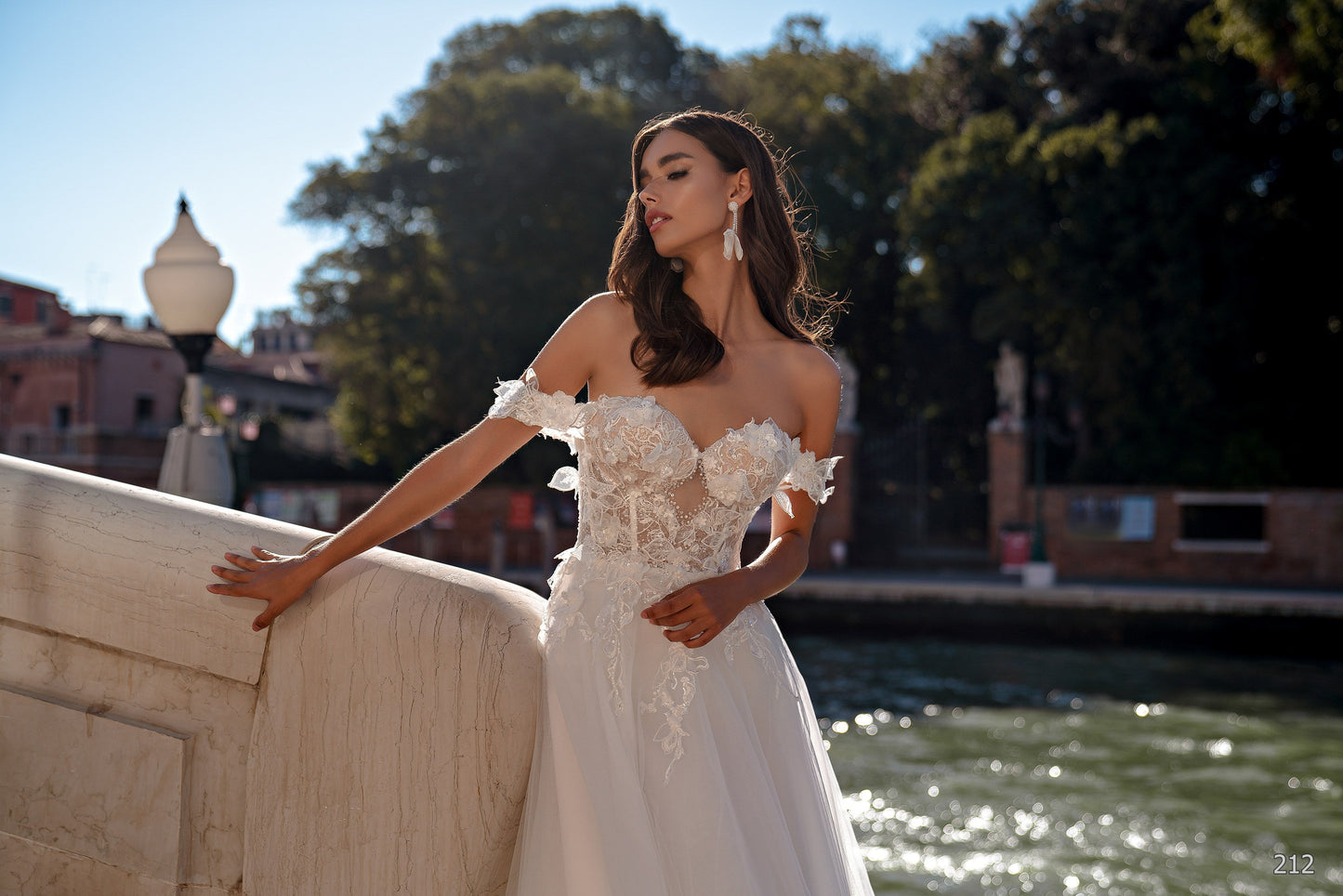 EMABRIDE 212