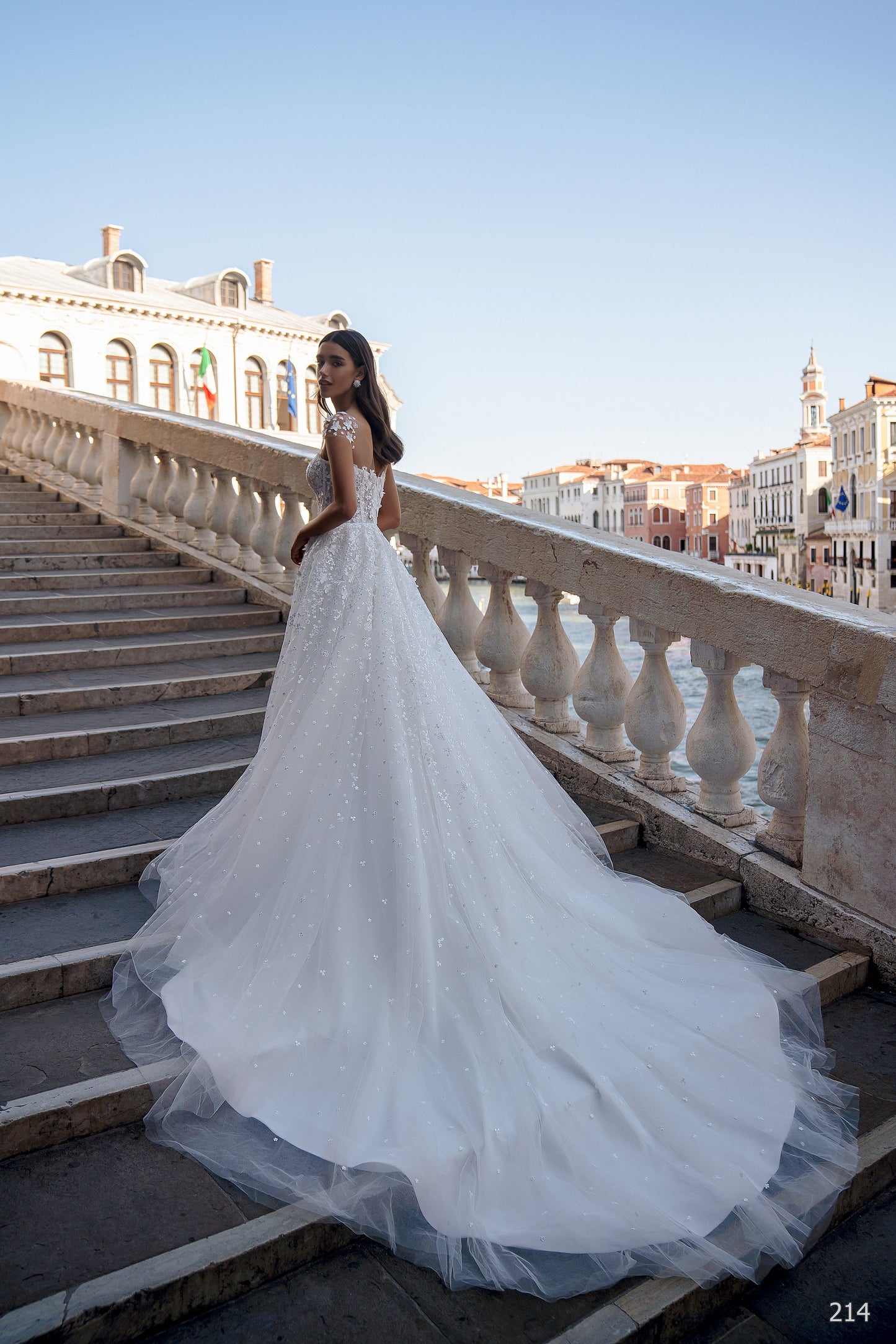 EMABRIDE 214