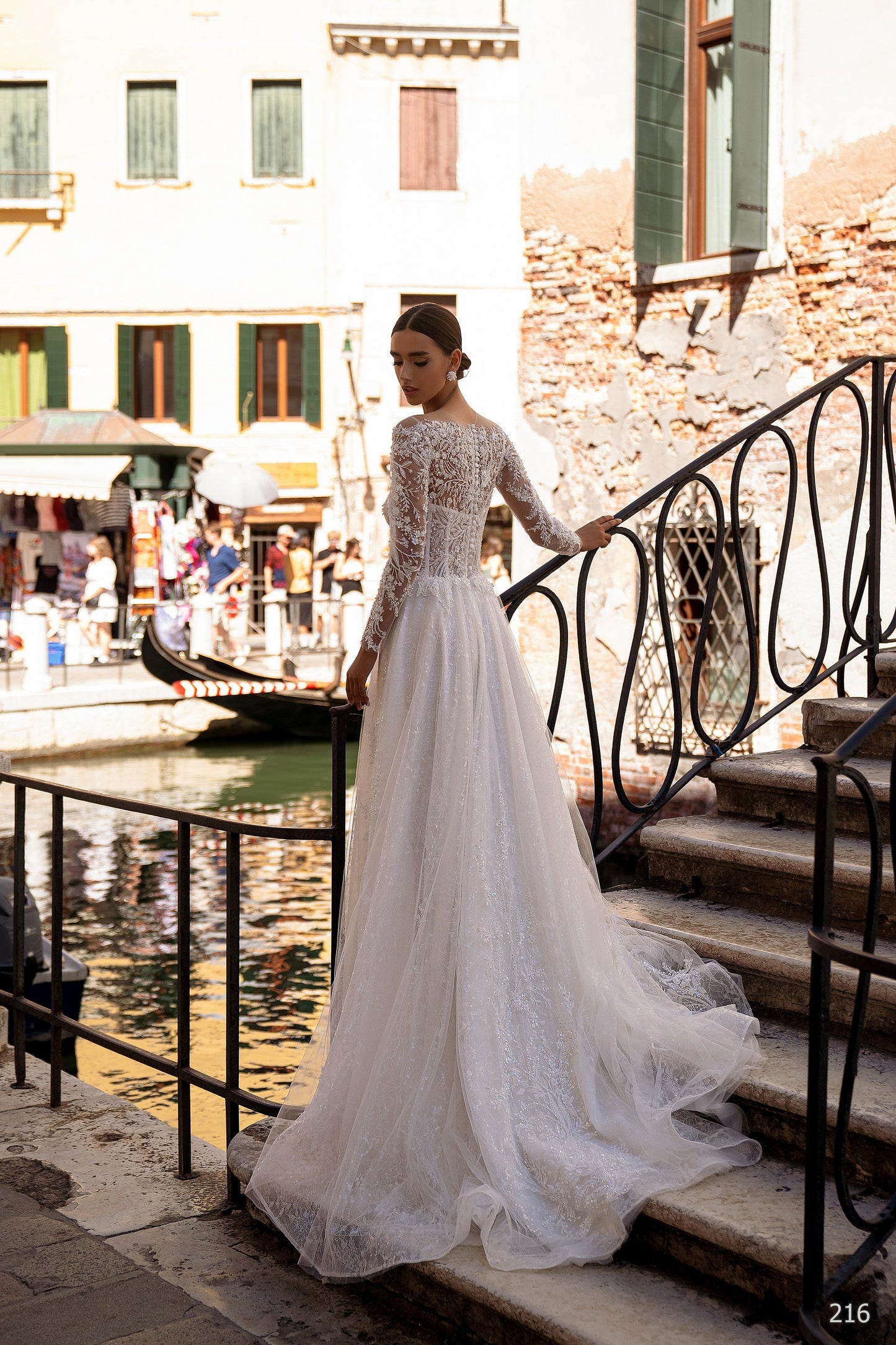 EMABRIDE 216