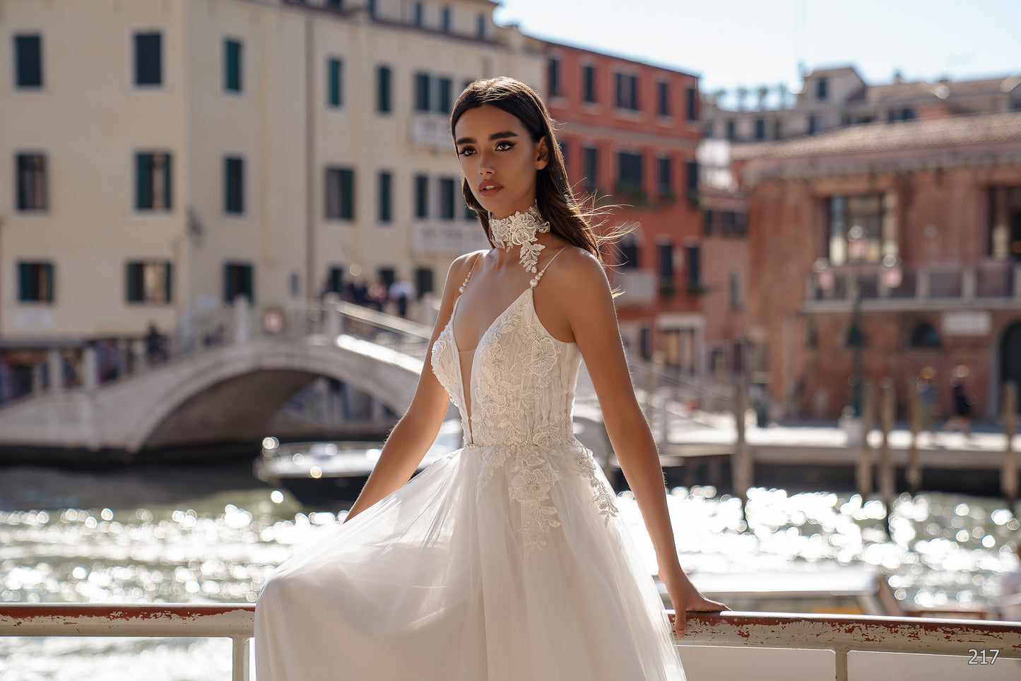 EMABRIDE 217