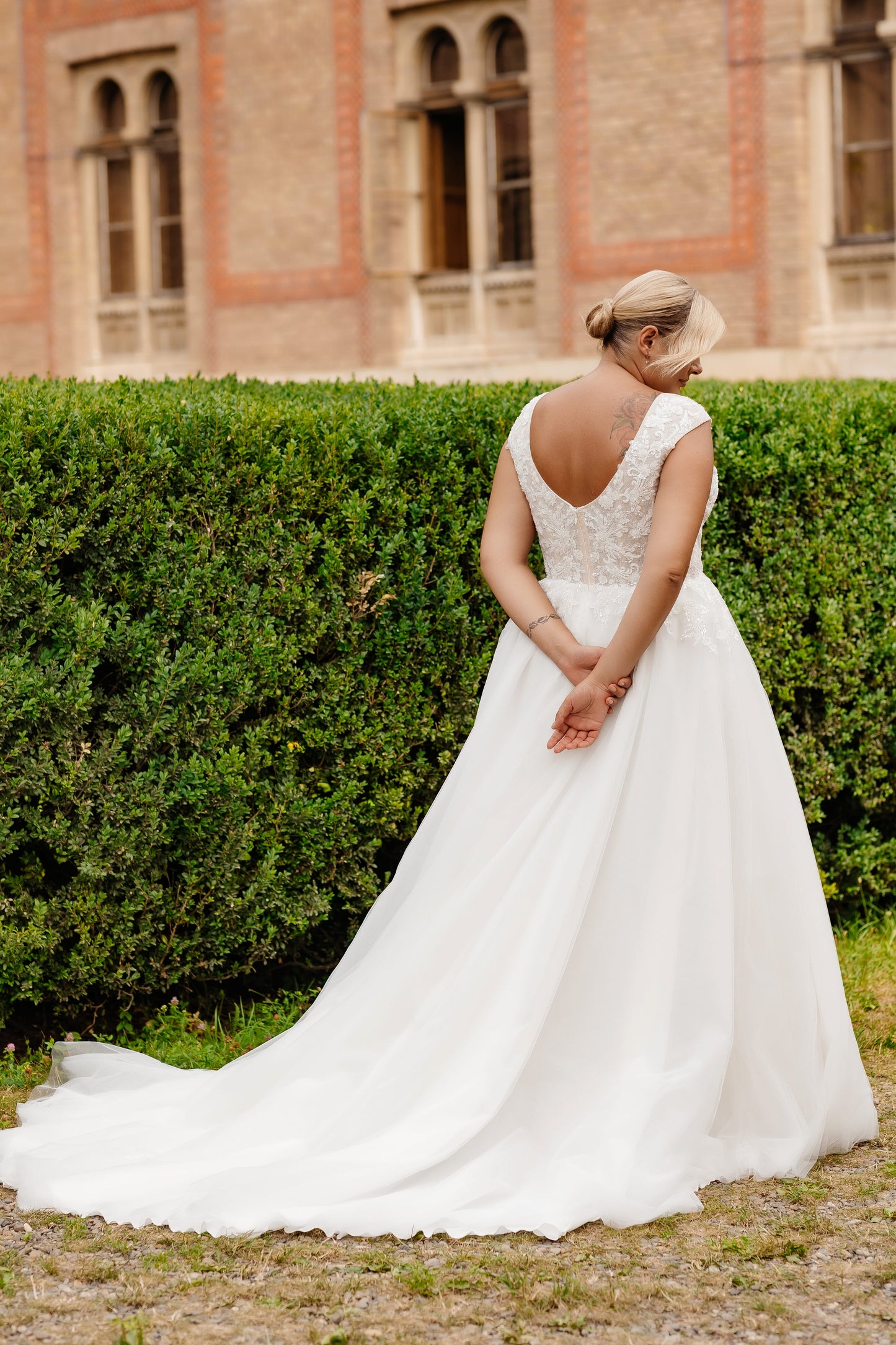 Plus Size Lace A-Line Wedding Dress with Cap Sleeves and V-Neck
