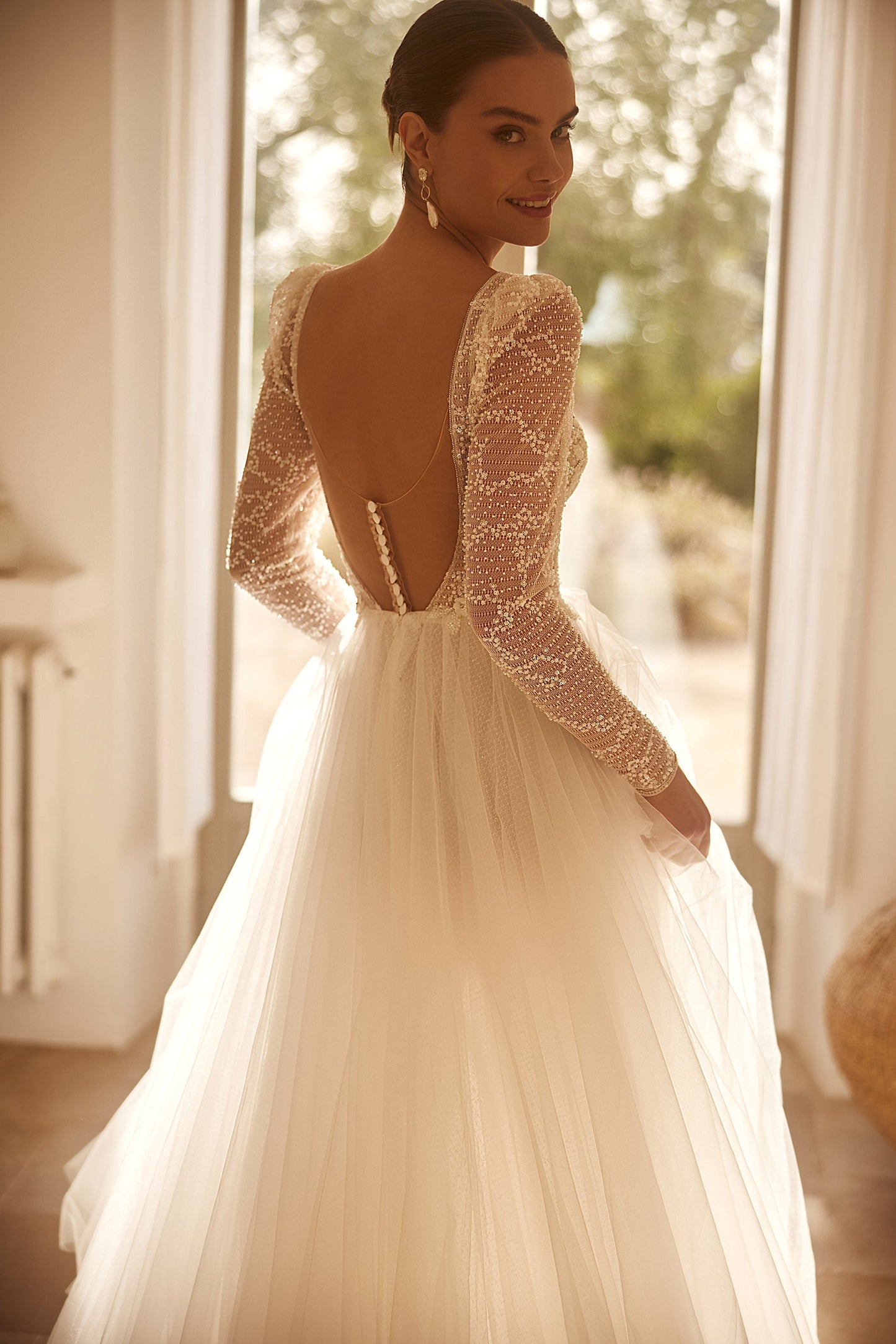 Elena Morar BL-002