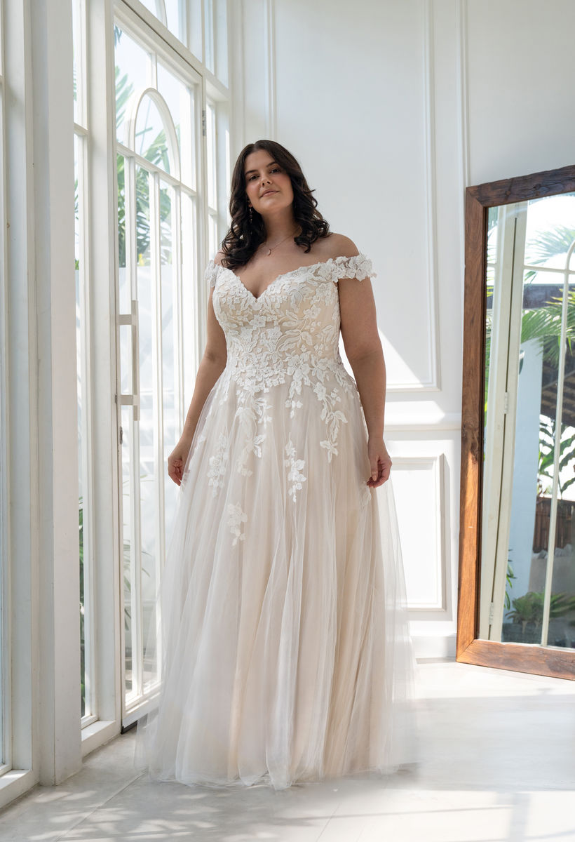 Off shoulder plus size lace wedding dress with soft tulle skirt