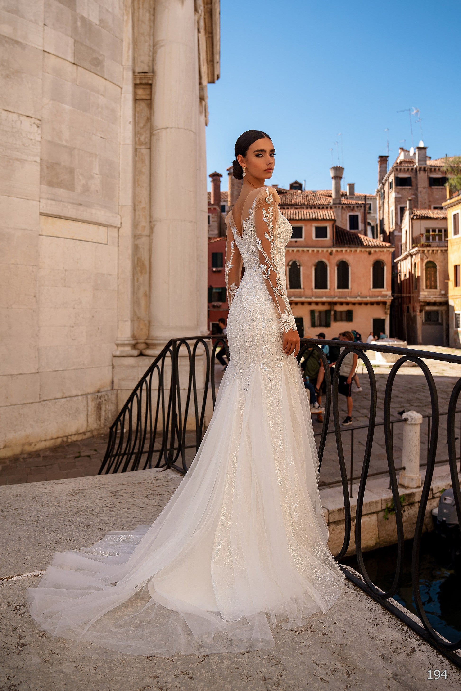 EMABRIDE 194