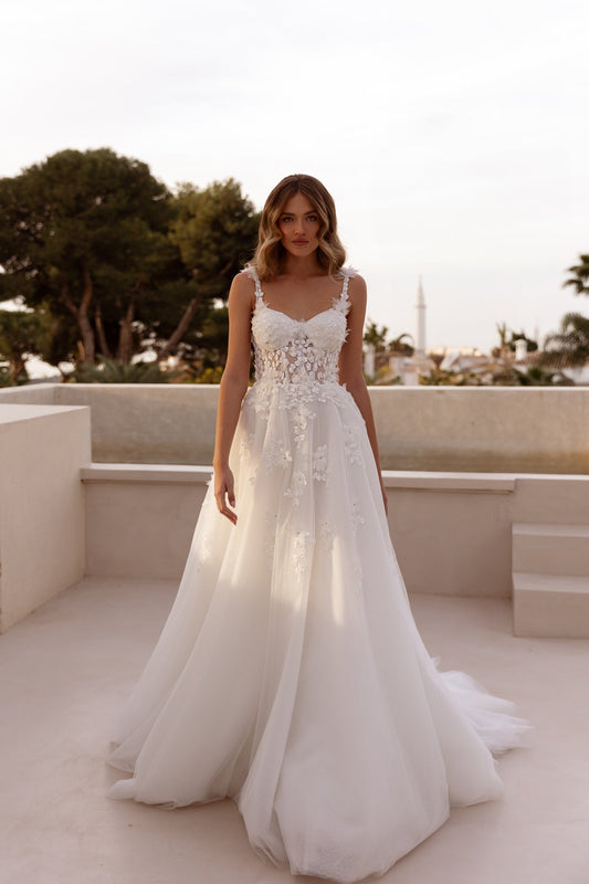 Nadine by Perfioni