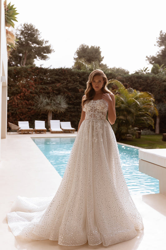 Yesenia by Perfioni