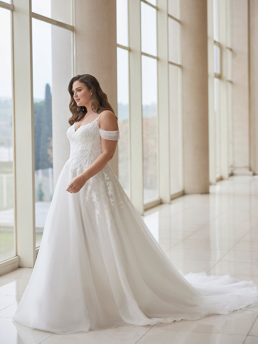 Spaghetti strap wedding dress with off shoulder style for full-figured bride